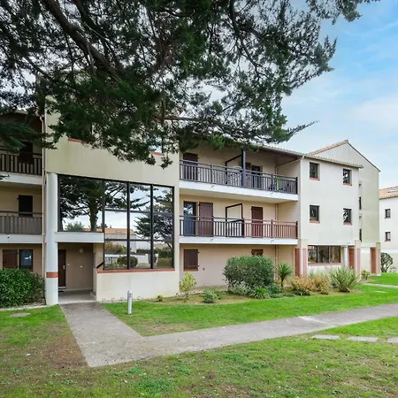 T2 Cosy Vue Sur Le Golf Proche Plages Apartment